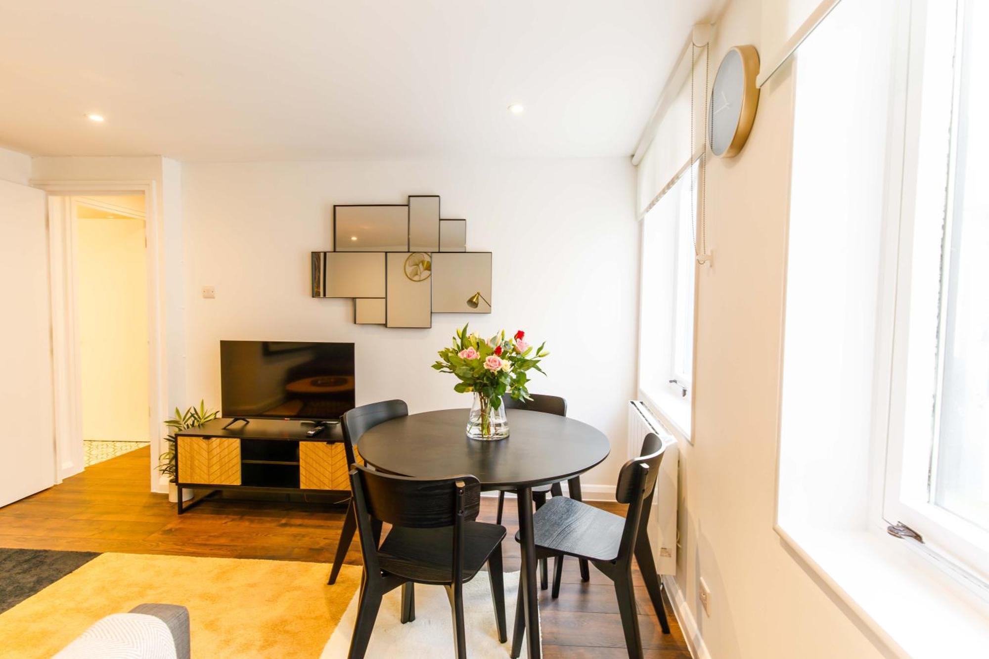 Staylux Carnaby Street Лондон Экстерьер фото